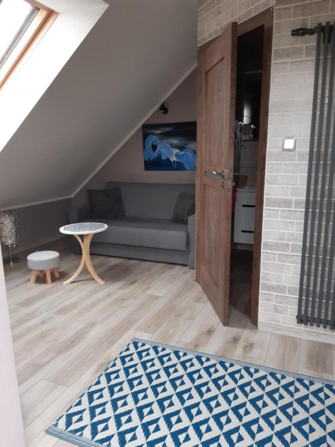 Maly Apartamencik Teo Rewal Exteriör bild
