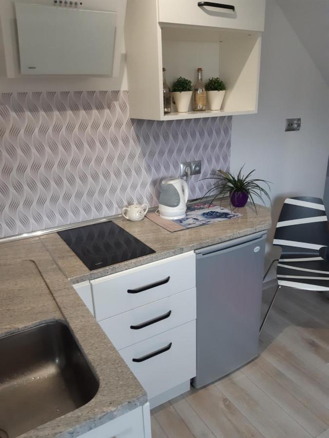 Maly Apartamencik Teo Rewal Exteriör bild
