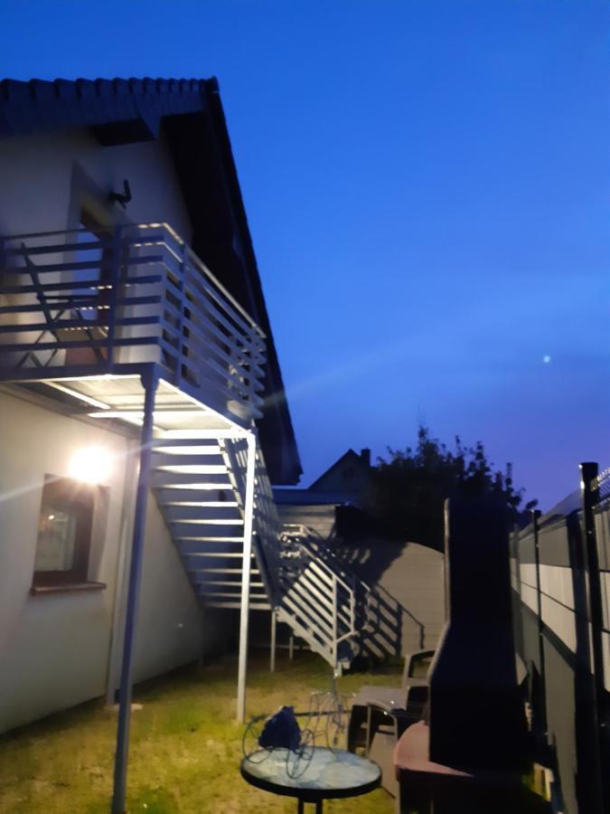Maly Apartamencik Teo Rewal Exteriör bild